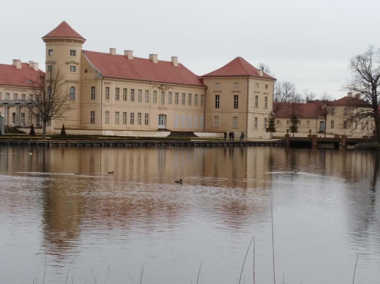 Marstall Im Schlosspark Rheinsberg Exterior photo