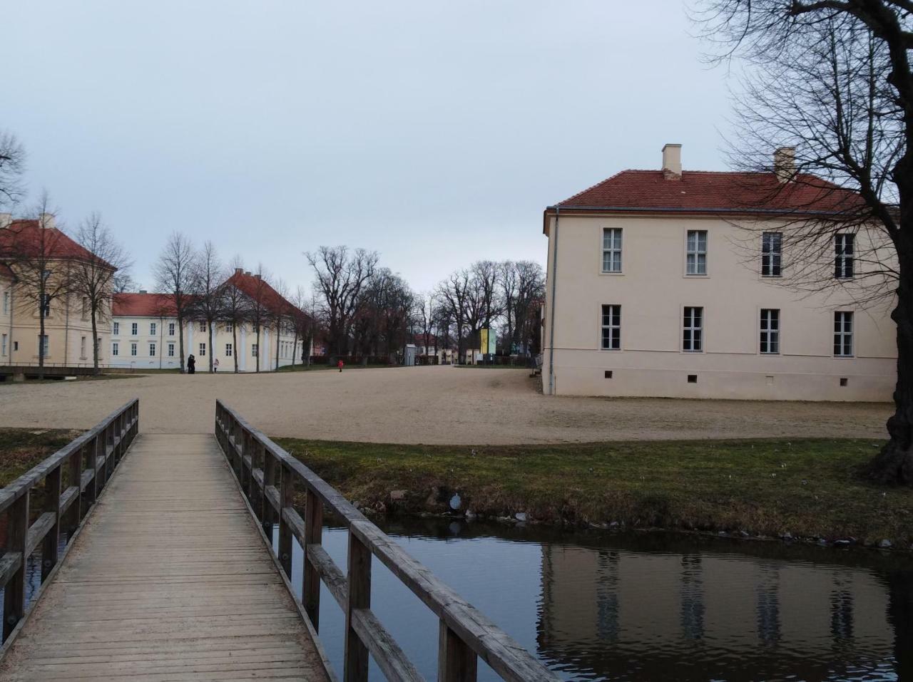 Marstall Im Schlosspark Rheinsberg Exterior photo